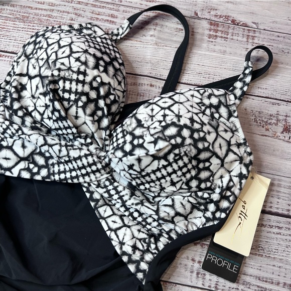 Gottex One Piece Swim Dress - Picture 3 of 6